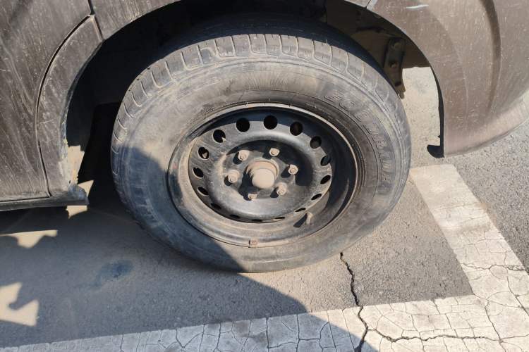 Used Foton MP-X E 2017 2.0L New Express Long Wheelbase 4Q20M