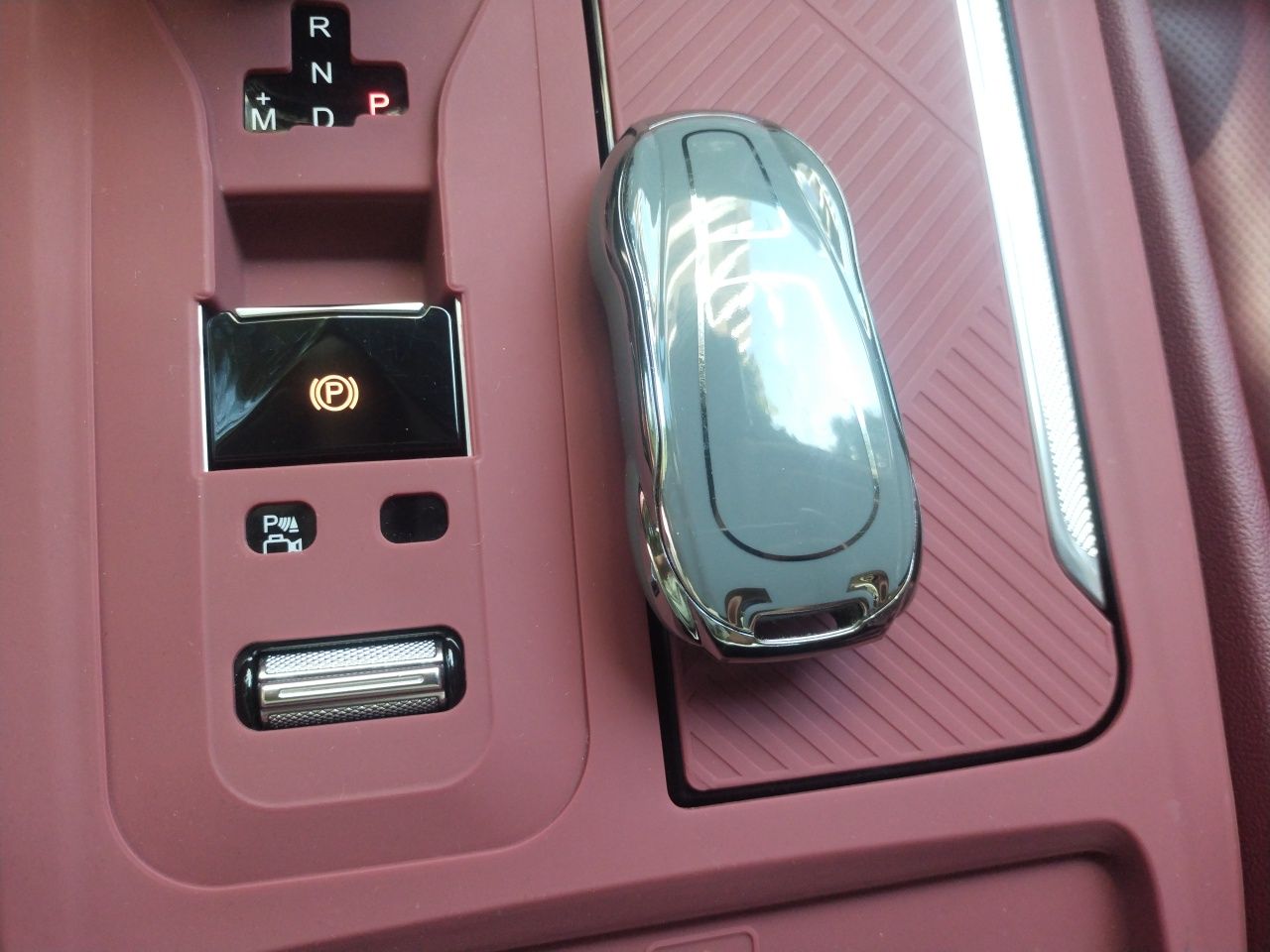 Hongqi H5 2024 2.0T Automatic Smart Connect Flagship Edition - Chinese Trim Chang — снимка 20
