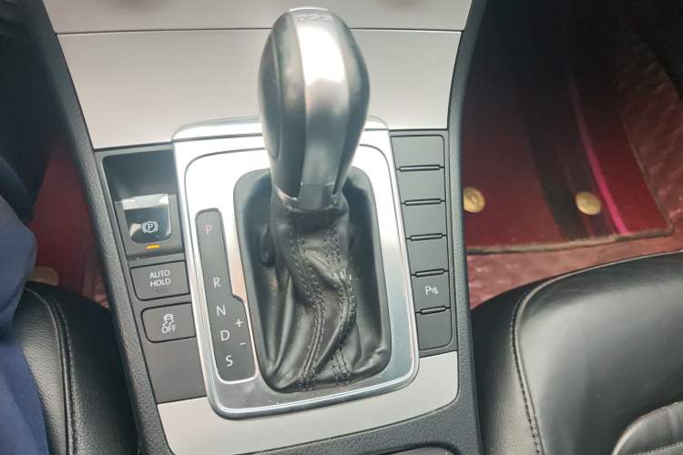 Used Volkswagen Magotan 2013 1.8TSI Luxury Model Gear Lever