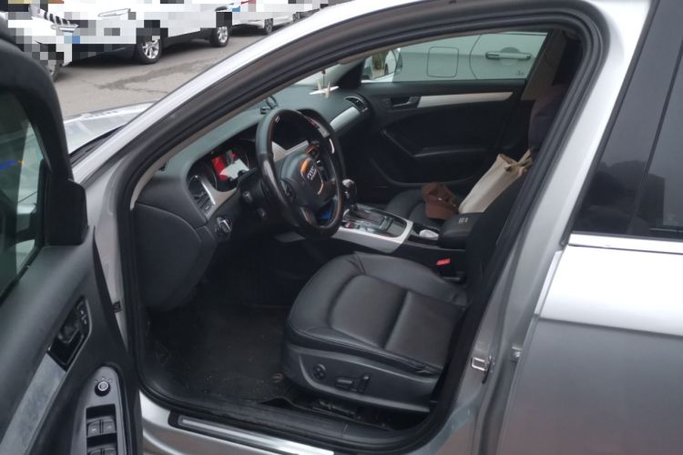 Used Audi A4L 2012 2.0 TFSI automatic standard version Left Front Seat