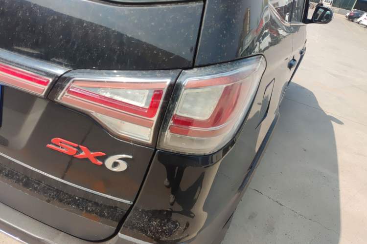 Used FORTHING SX6 2016 1.6L Manual Luxury Model
