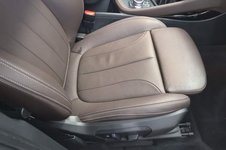 Used BMW X1 2019 xDrive20Li Luxury Model