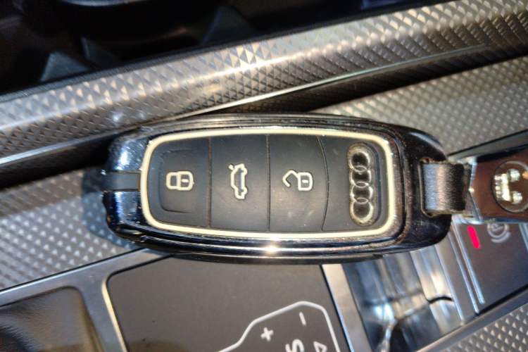 Used Audi A6L 2024 45 TFSI Prestige Dynamic Edition Vehicle Key