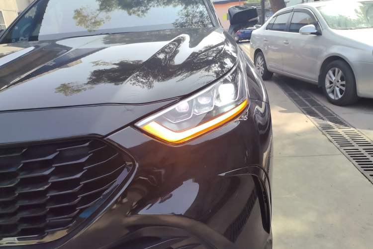 Used Toyota Crown Kluger 2022 2.5L HEV Four-Wheel Drive Flagship Edition Left Front Headlight