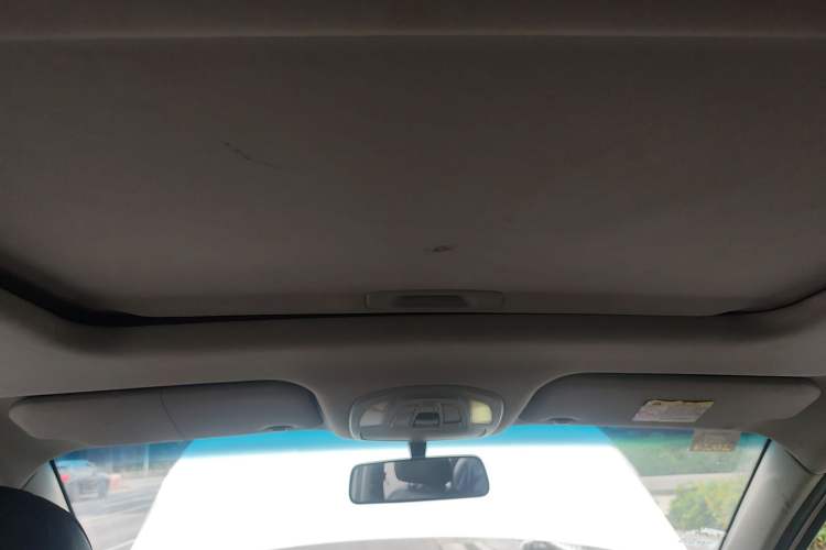 Used Wuling Hongguang S3 2018 1.5L Manual Comfort Model China V Standard