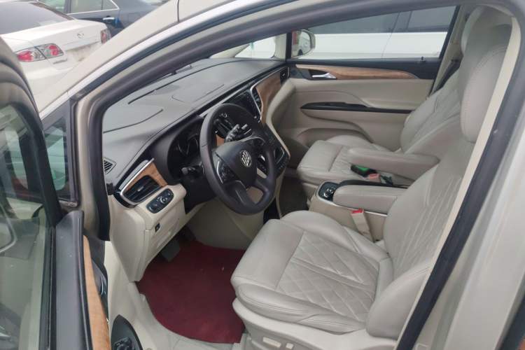 Used Buick GL8 2018 ES 28T Comfort Model China VI Standard Left Front Seat