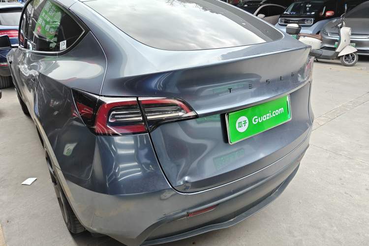 Used Tesla Model Y 2022 Rear-Wheel-Drive Version