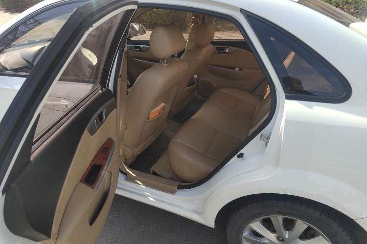 Used Buick Excelle 2013 1.5L Manual Luxury Model