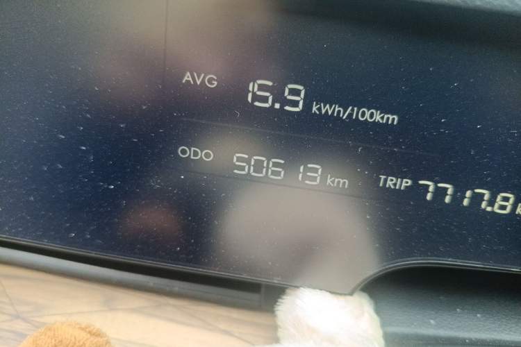 Used NETA S 2022 Extended-Range Version 1160 km Range Rear-Wheel Drive Mid-Grade