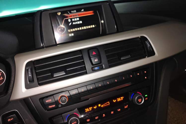 Used BMW 3 Series 2014 320Li Fashion Model