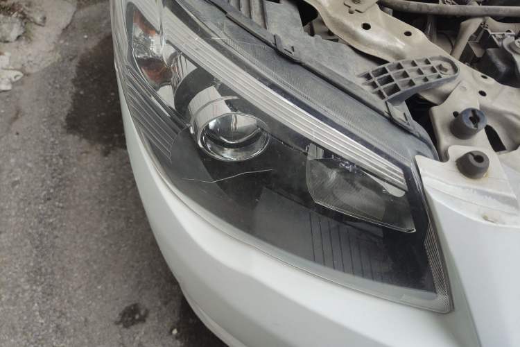 Used BYD L3 2012 1.5L Manual Comfort Edition Right Front Headlight