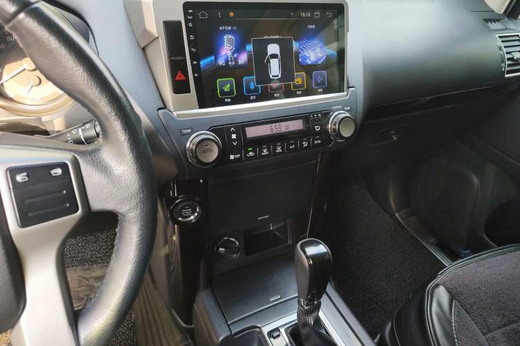 Used Toyota Prado 2016 2.7L Automatic Standard Edition Audio And AC Panel