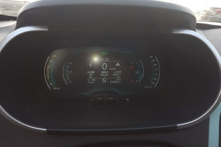 Used Chery New Energy Little Ant 2021 Revised Version 150 000 Yuan Ant Fan Edition New Ant Cool Edition Lithium Iron Phosphate
