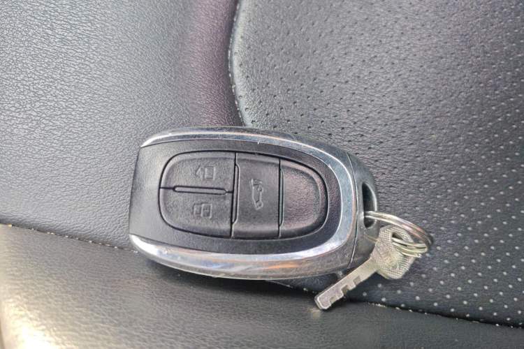 Used SAIC MAXUS G50 2019 1.5T Automatic Luxury Edition China V Standard
