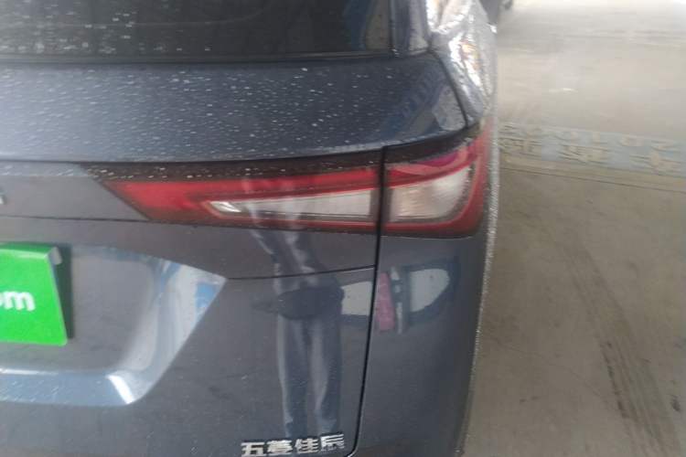 Used Wuling Jiachen 2022 1.5L Manual Enjoyment Elite Model
