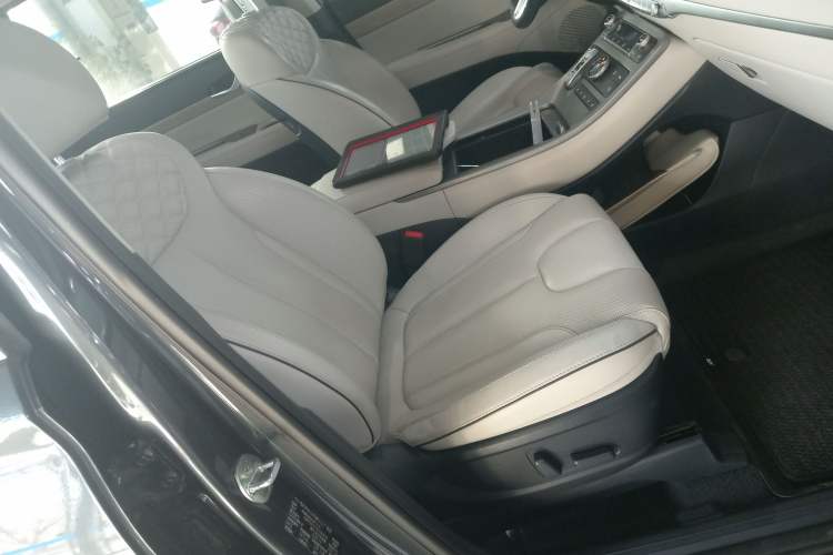 Used Hyundai Palisade 2021 3.5L Automatic 4x4 GLS
