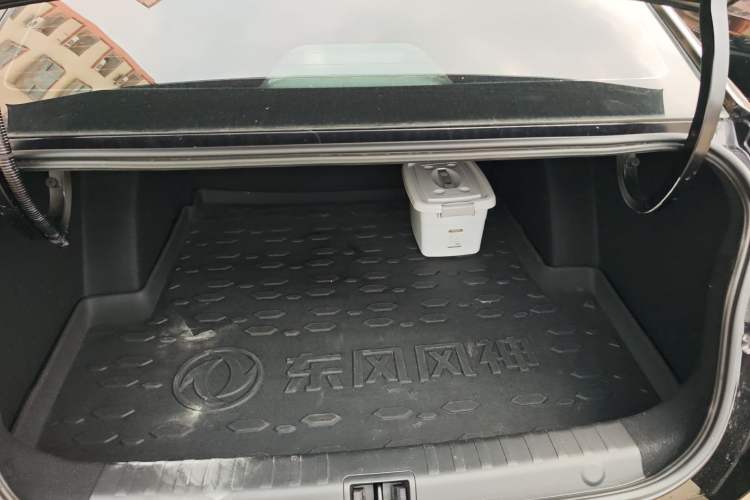 Used Dongfeng Aeolus Yixuan 2021 230T Automatic Hunter Edition
