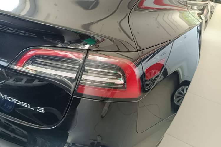 Used Tesla Model 3 2022 Rear-Wheel-Drive Version
