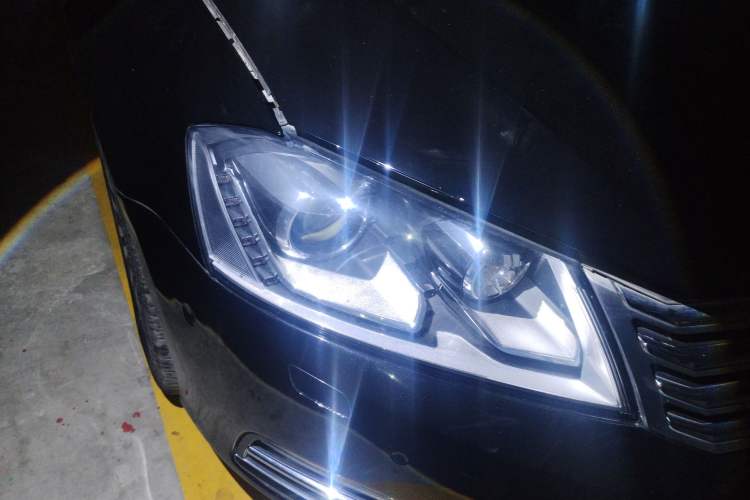 Used Volkswagen Magotan 2016 2.0 TSI Smart Luxury Version
