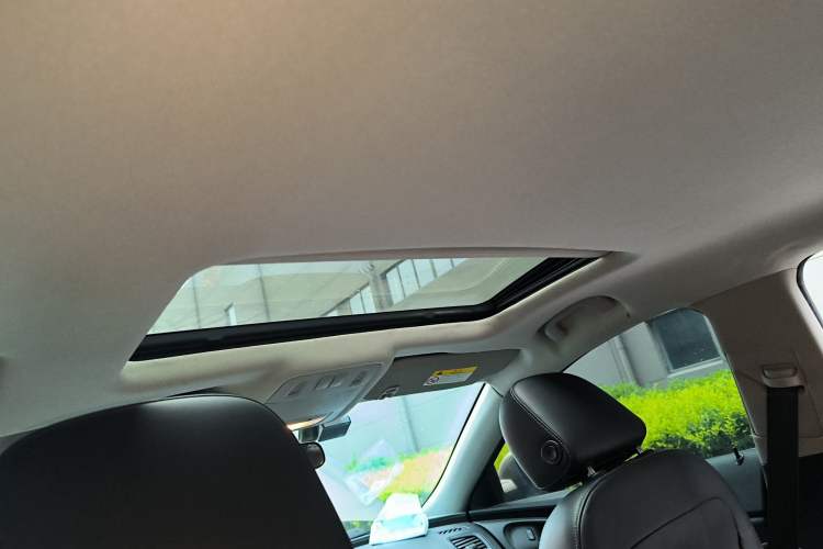 Used Buick Regal 2015 1.6T Leading Technology Model Headliner