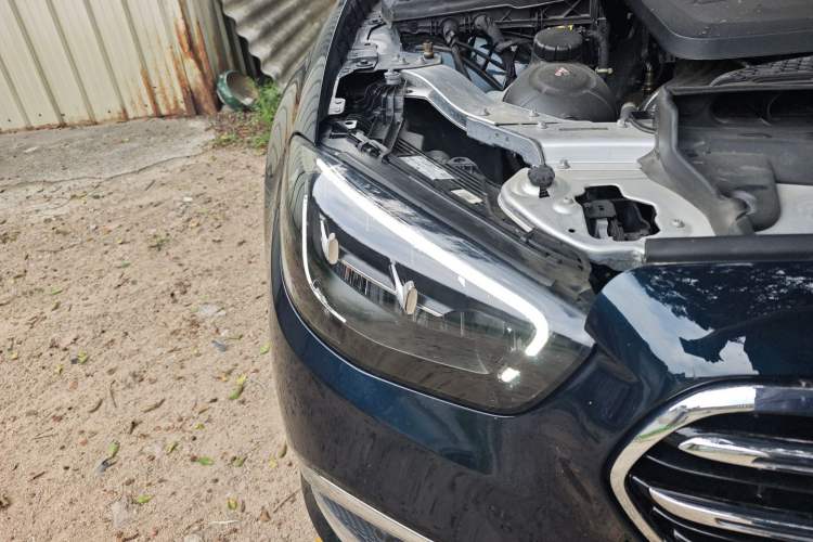 Used Mercedes-Benz E-Class 2023 Facelift E 260 L