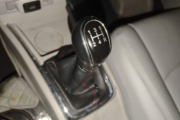 Used Jinbei New Hiace X30L 2016 1.5L Wealth Edition DLCG14
