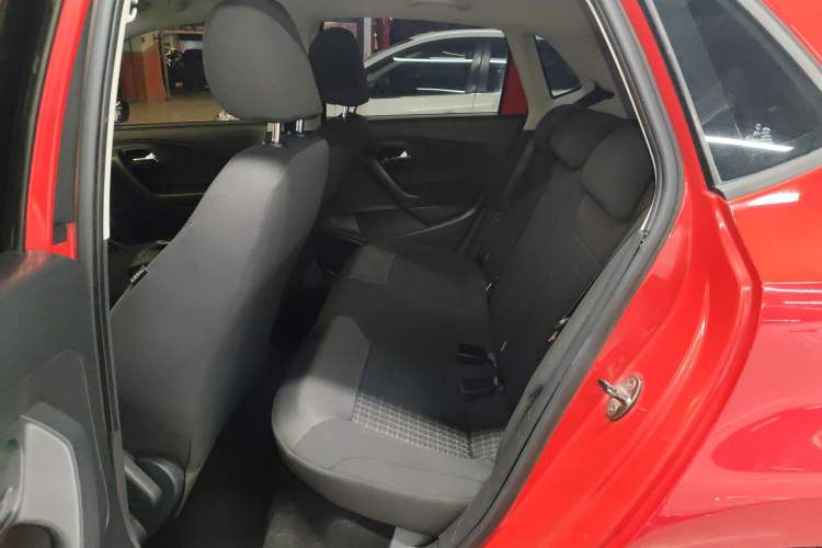 Used Volkswagen Polo 2016 1.6L Automatic Comfort Model Left Rear Seat