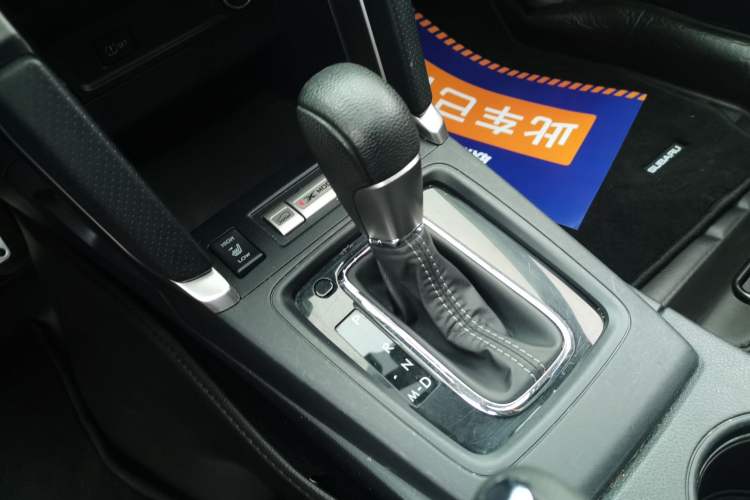 Used Subaru Forester 2016 2.0i Fashion Navigation Edition Gear Lever