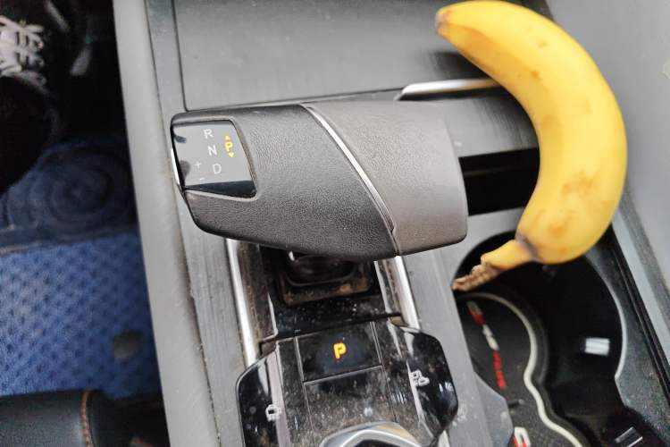 Used CHANGAN CS75 PLUS 2022 2nd Generation 1.5T Automatic Prestige Version Gear Lever