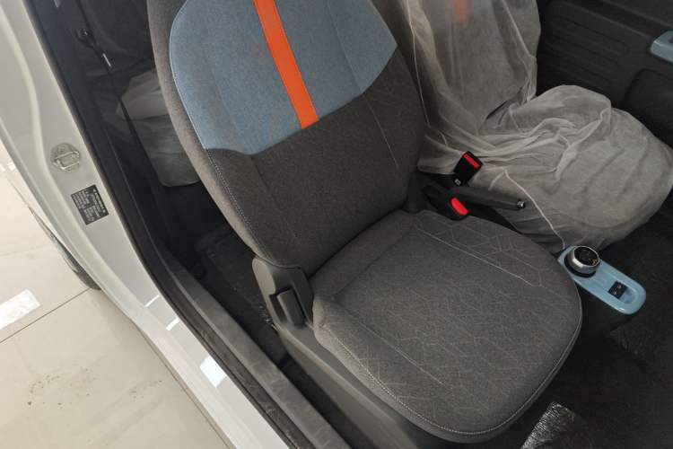 Used Geely Galaxy Panda 2024 Panda Mini 200km Endurance Bear