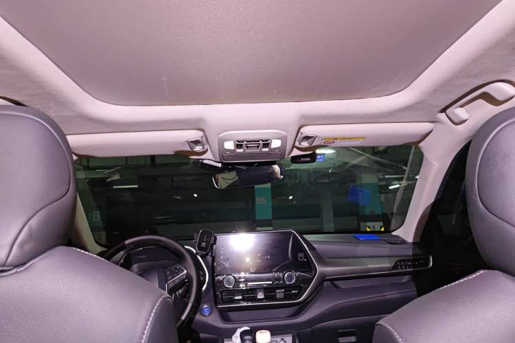 Used Toyota Highlander 2022 Dual-Engine 2.5L Four-Wheel Drive Prestige Version 7 Seats