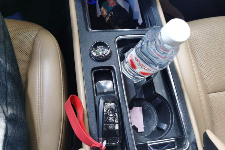 Used Lincoln Corsair 2020 2.0T Four-Wheel Drive Luxury Edition Gear Lever