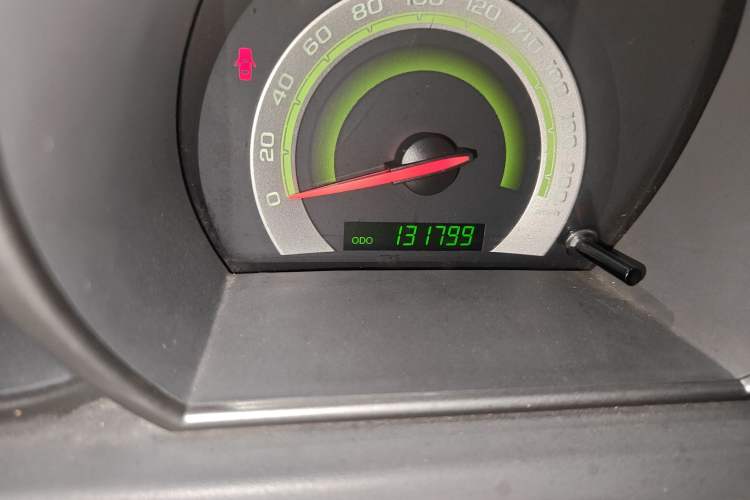 Used Chevrolet Lova 2010 1.4 MT Fengdu Version Odometer Close Up