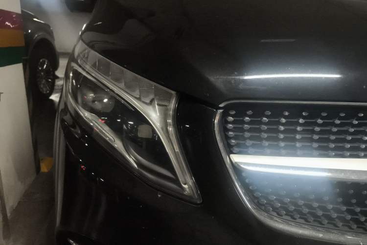 Used Mercedes-Benz V-Class 2022 V 260 L Long-wheelbase Luxury Edition Right Front Headlight