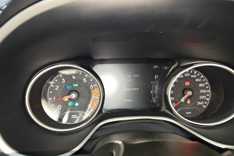 Used Jeep Compass 2017 200T Automatic Family Edition Instrument Cluster