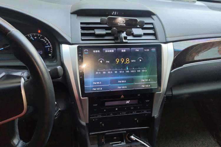 Used Toyota Camry 2016 2.0G 10th Anniversary Leading Edition
