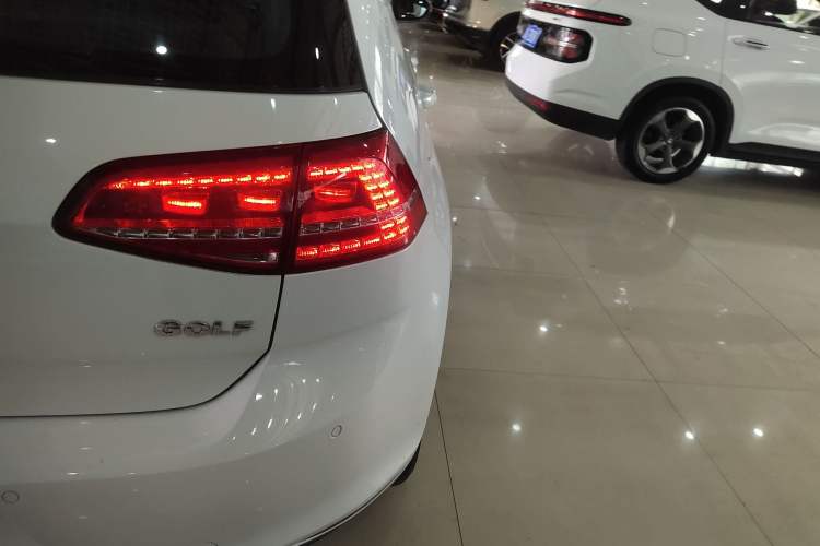 Used Volkswagen Golf 2016 1.6L Automatic Comfort Model
