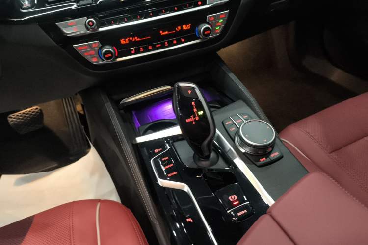 Used BMW 5 Series 2021 530Li Leading Model M Sport Package