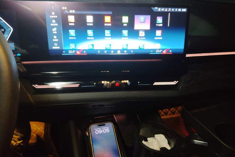 Used BMW 5 Series 2024 525Li Luxury Package
