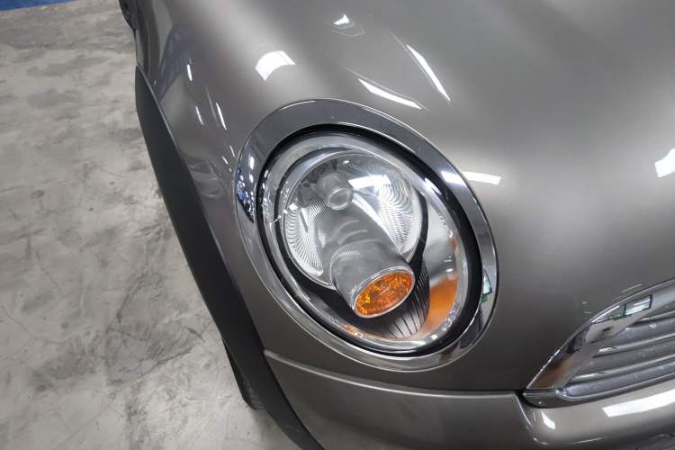 Used MINI Clubman 2011 1.6L COOPER Fun Right Front Headlight