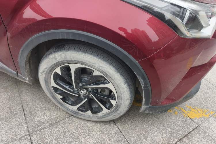 Used Toyota IZOA 2018 2.0L Yichi Version China VI Standard Right Front Wheel Hub