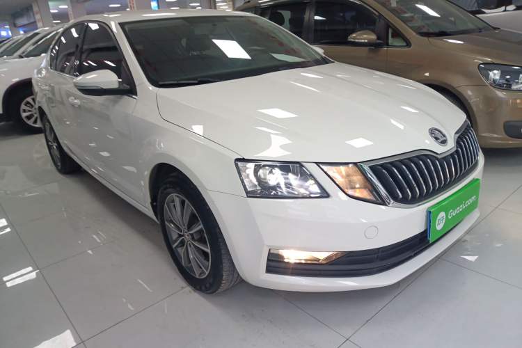 Used Skoda Octavia 2021 1.5L Automatic Comfort Edition
