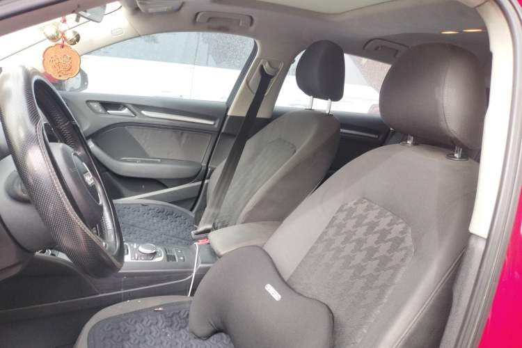 Used Audi A3 2015 Sportback 35 TFSI Millionth Anniversary Intelligent Leading Model
