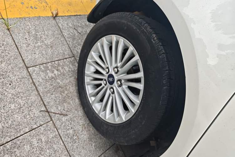 Used Ford Escort 2017 Revised Version 1.5L Manual Comfort Edition
