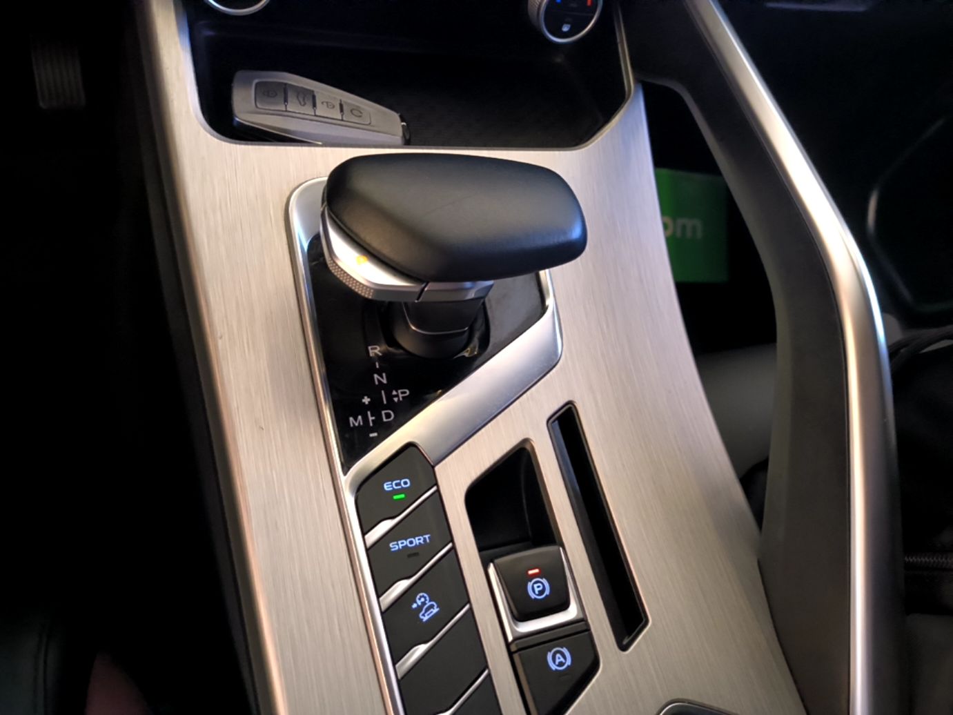Geely Auto Coolray 2021 1.4T DCT Platinum Edition — снимка 16