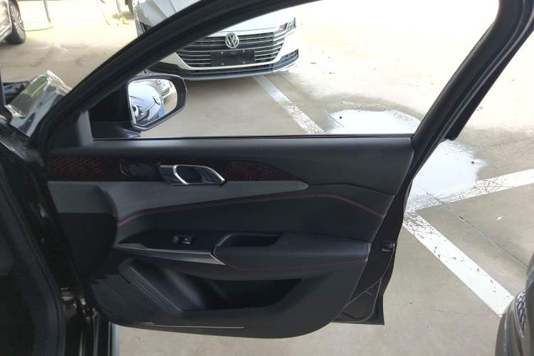 Used Lynk & Co 03 2020 2.0TD Automatic Jing Pro Edition