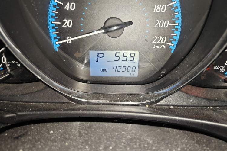 Used Toyota YARiS L Zhi Xuan 2016 Revised 1.5E CVT Charming Edition Odometer Close Up