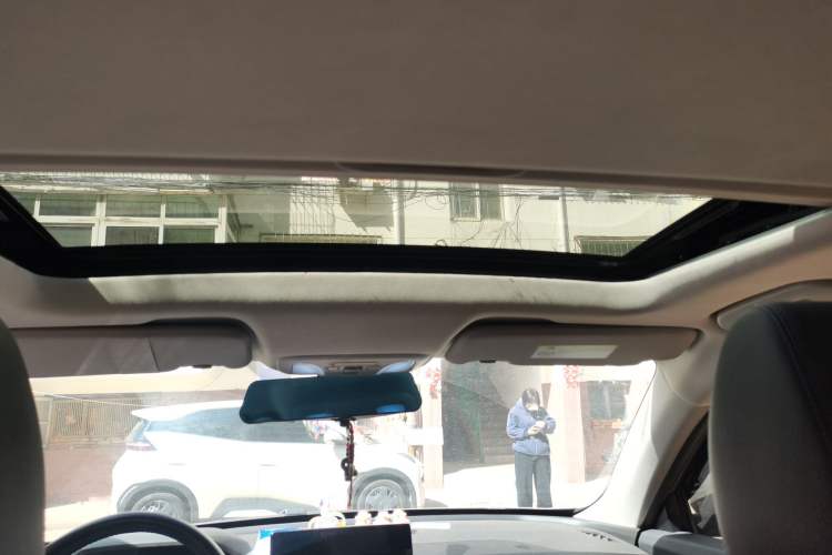 Used Dongfeng Aeolus Yixuan 2020 230T Automatic Advanced Edition Headliner