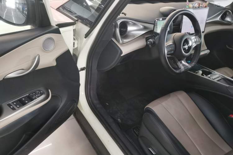 Used BYD Dolphin 2023 420 km Fashion Edition
