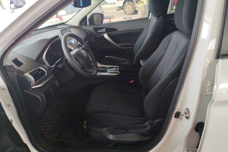 Used Mitsubishi Eclipse Cross 2018 1.5T CVT Two-Wheel Drive Fearless Edition
